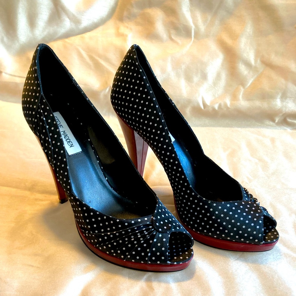 Black & white polka dot peep toe with red heel.